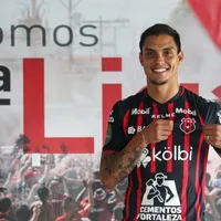 Oficial: Alajuelense anuncia el fichaje de un seleccionado de El Salvador