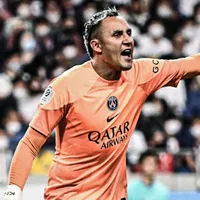 Keylor Navas fue titular en el amistoso del PSG y salió reemplazado