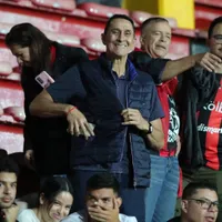 Alexandre Guimaraes por la llegada de su refuerzo desde el exterior. (Foto: La Teja)