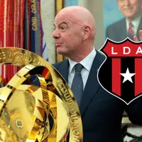 Gianni Infantino, presidente de la FIFA, con el trofeo del Mundial de Clubes.