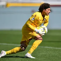 ¿A competir con Keylor? Club europeo quiere a Guillermo Ochoa