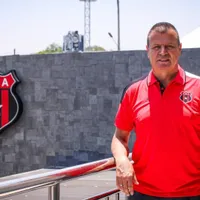 Ricardo Chacón vuelve a trabajar en el fútbol. (Foto: LDA)