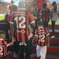 Joel Campbell se despidió de Alajuelense con un conmovedor posteo.
