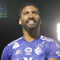 Marcel Hernández se destapa con triplete y firmó noche histórica en su carrera [Video]