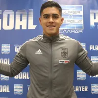 Luis Palma arrasó con los premios individuales en la Superliga de Grecia