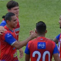 Alexander Larín marcó un golazo en Guatemala