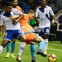 Bryan Acosta hizo un partidazo en triunfo clave de Tenerife