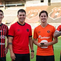 Alajuelense HOY, 7 de julio: Juanpi Añor, el 9 de Ismael Rescalvo, Ángel Zaldívar y Jonathan Moya