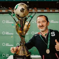 Juan Carlos Rojas presume los 10 títulos en 9 años ante crisis de resultados en Saprissa