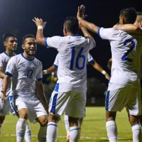 Bolivia niega tener juego pactado con El Salvador