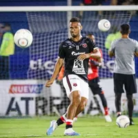 Una vez más, el hondureño Alex López es señalado por grave error en semifinal contra Cartaginés [VIDEO]