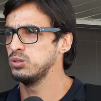 Bryan Ruiz no quiere retirarse en Costa Rica