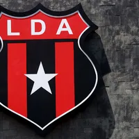 Dolor en Alajuelense: muere ex futbolista que escribió un capítulo fundamental en la historia del club