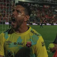 Leonel Moreira habló sobre su duro cruce con Fernán Faerron en la Copa Centroamericana 2023