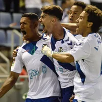 Bryan Acosta regresó a la alineación y marcó este golazo