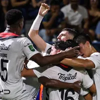 Siguen las respuestas a Fonseca en Alajuelense.