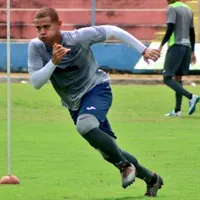 Roberto Chen podrá debutar con FAS