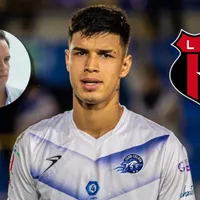 Javier San Román se mostró muy molesto con Lesme y Alajuelense. (Foto: Everardo Herrera)