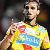 Clubes ticos se ilusionan con decisión del capi Ruíz