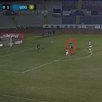 Golazo maradoniano de Marvin Ceballos ilusiona a su equipo con ascenso en México