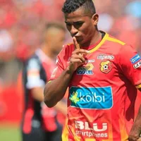 Allan Cruz define su traspaso y no volverá al team