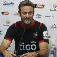 ¿Envió espía?: Thomas Christiansen sorprende con la presencia de uno de sus representantes en Guatemala