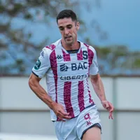 Sabin Merino fue muy criticado por el gol errado.