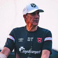Alexandre Guimarães tiene casi definido su futuro en Alajuelense. (Foto: La Nación)