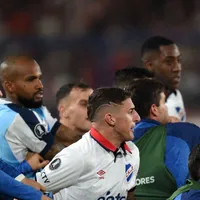 VIDEO | Luis Mejía en medio de una riña y las polémicas en Nacional-River por Copa Libertadores