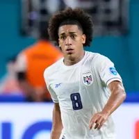 Adalberto Carrasquilla con la Selección de Panamá.