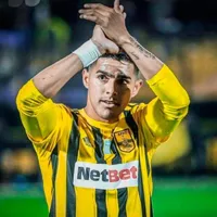 Luis Palma es titular en victoria del Aris Salónica contra el Olympiakos