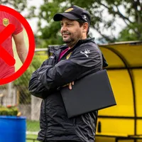 Error de novato: Jeaustin Campos no perdona y separa a jugador de Real España