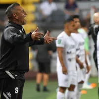 José Giacone ve como un ex dirigido va a otro club tico.