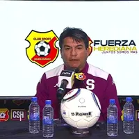 Vladimir Quesada se mostró molesto por lo que tuvo que vivir en el estadio de Heredinao.