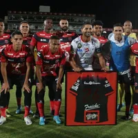 El futbolista que se iría de Alajuelense en el próximo mercado