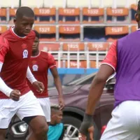 Boniek García entrena con Olimpia
