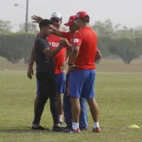 Michaell Chirinos se va del Olimpia