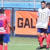 Ramiro Rocca hizo un emotivo homenaje a Maradona en Guatemala