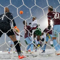¡Congelados! Ticos y un cuscatleco disputaron el partido más frío de la historia de la MLS