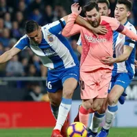 Duarte volvió en el derbi para sufrir con un Messi inspirado