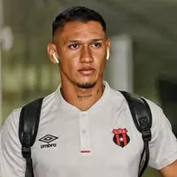 "Desde arriba": el conmovedor festejo de Fernando Piñar, campeón con Alajuelense a dos meses de la muerte de su novia