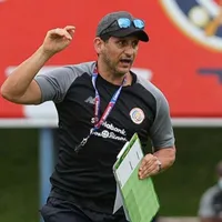 Ronald González no seguirá siendo técnico de los Ticos