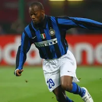 La ocasión en que el Inter y el Milan se disputaron el fichaje de David Suazo.
