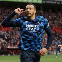 Nathaniel Mendez-Laing tiene un gol seleccionado entre los mejores del año. (Foto: Getty Images)