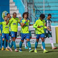 Olancho ficha a tres jugadores más y Lobos firma a goleador histórico de Motagua