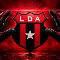 Alajuelense refuerza el arco: un rival directo de la Liga confirma que su figura jugará en el Morera Soto