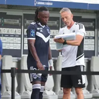 Alberth Elis debuta en la Segunda División de Francia con el Burdeos