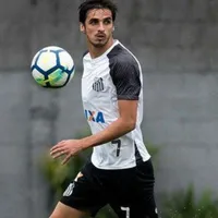 Bryan Ruiz entró y cambió la historia para Santos