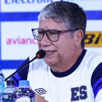 "Se paso de página": Bolillo Gómez toma dura decisión con una figura de El Salvador camino al Mundial 2026