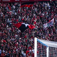 Alajuelense cumple con el deseo de los aficionados.